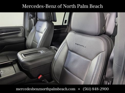 Used 2021 GMC Yukon XL Denali w/ Denali Ultimate Package image 10