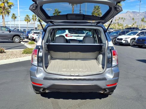 Used 2010 Subaru Forester 2.5X Premium image 16