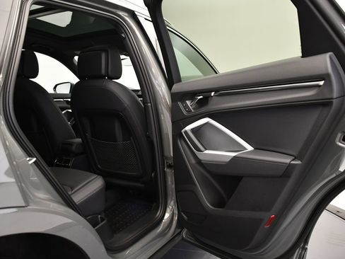 New 2025 Audi Q3 2.0T Premium image 51