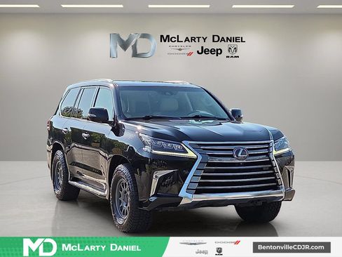 Used 2020 Lexus LX 570 4WD w/ Luxury Package image 1