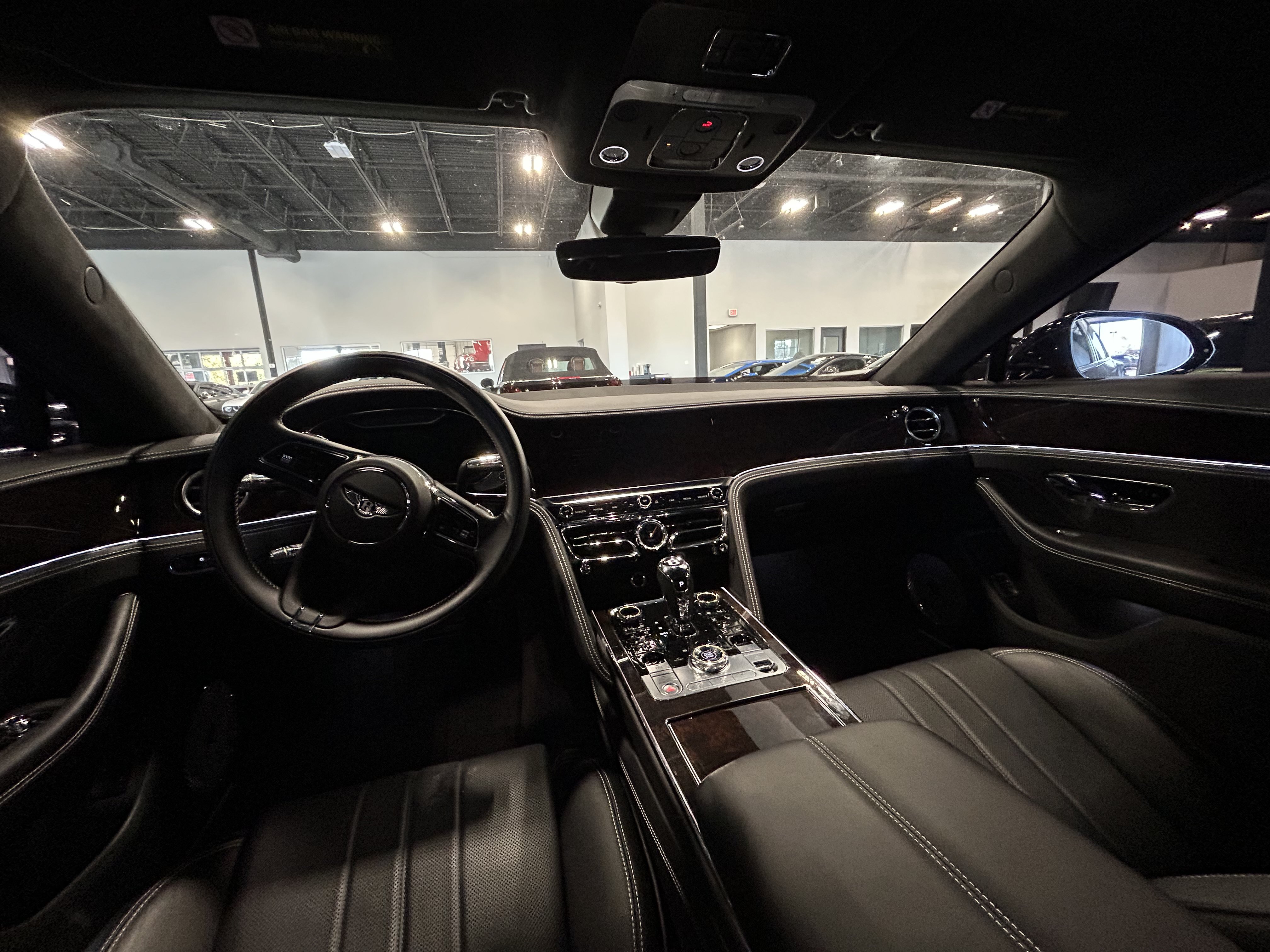 Used 2021 Bentley Flying Spur V8 AWD/4WD image 16