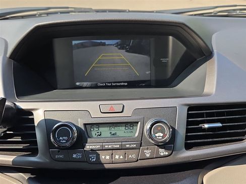 Used 2016 Honda Odyssey EX image 9