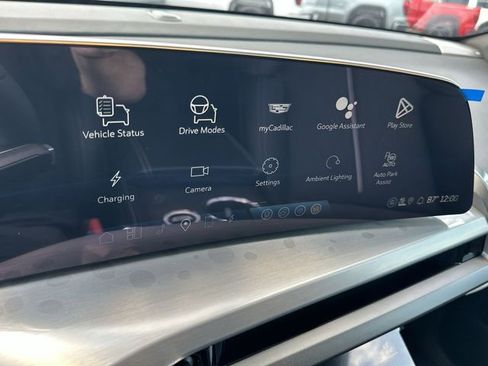 New 2026 Cadillac Vistiq Luxury image 11