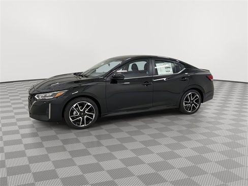 New 2025 Nissan Sentra SR image 5
