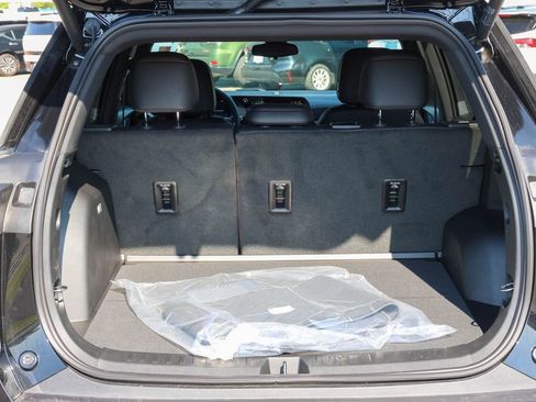 New 2026 Chevrolet Equinox RS AWD/4WD image 8