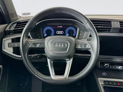 Used 2023 Audi Q3 2.0T Premium image 18