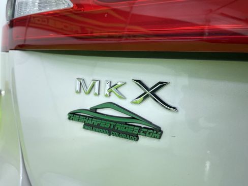 Used 2016 Lincoln MKX Reserve AWD/4WD image 12