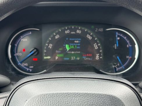 Used 2025 Toyota RAV4 LE image 30