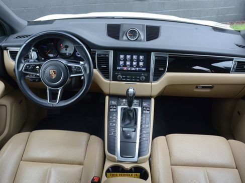Used 2018 Porsche Macan S AWD/4WD image 12