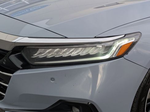 Used 2021 Honda Accord Touring image 12
