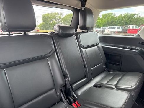 Used 2025 Ford Expedition Active AWD/4WD image 23