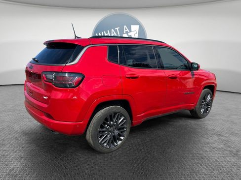Certified 2022 Jeep Compass Limited w/ (RED) Package image 3