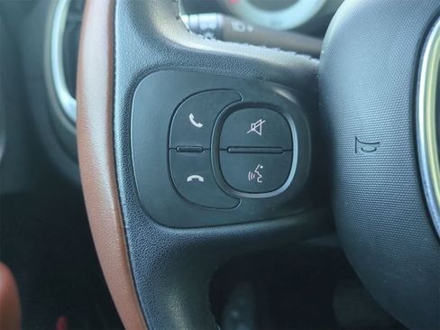 Used 2014 FIAT 500L Trekking w/ Popular Equipment Group image 22