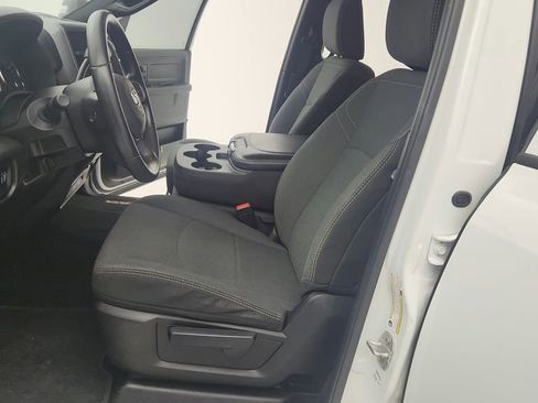 Used 2024 RAM 3500 Tradesman w/ Chrome Appearance Group image 65