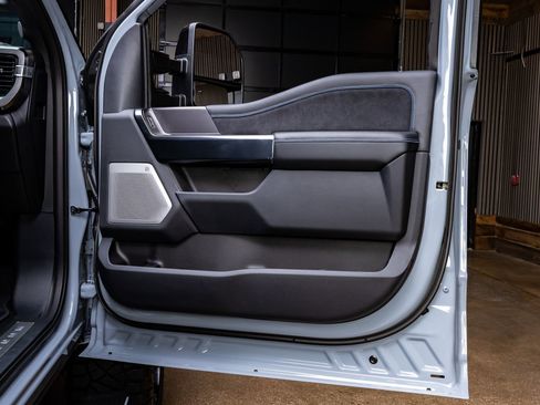 Used 2026 Ford F250 Platinum AWD/4WD image 38