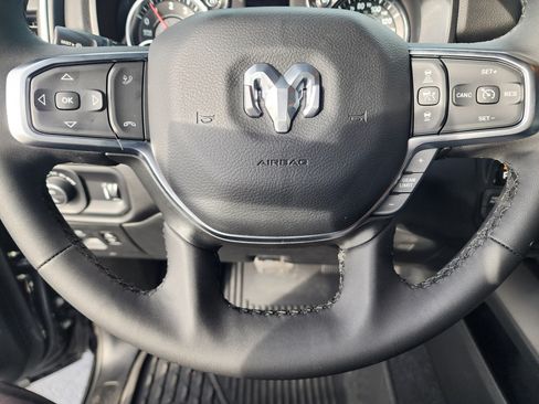 Used 2025 RAM 1500 Big Horn image 29