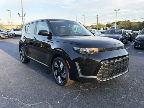 Used 2023 Kia Soul GT-Line FWD image 3