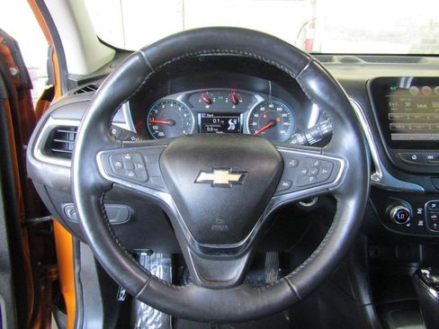 Used 2018 Chevrolet Equinox LT w/ Sun & Infotainment Package FWD image 14