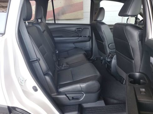 Used 2023 Honda Passport EX-L image 19