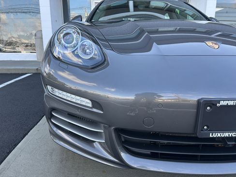 Used 2014 Porsche Panamera 4S image 30