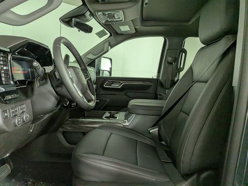 New 2026 Chevrolet Silverado 2500 LTZ w/ LTZ Plus Package AWD/4WD image 15