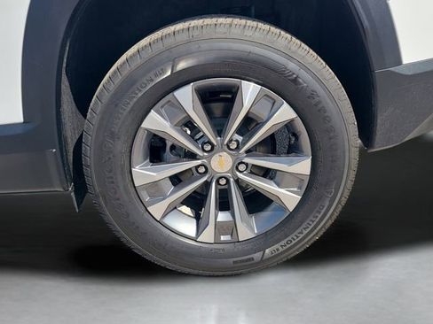New 2026 Chevrolet Equinox LT FWD image 31