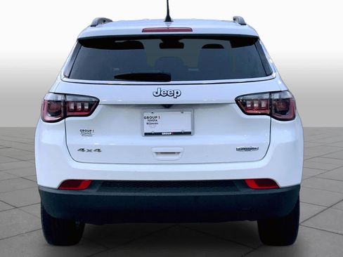 Used 2024 Jeep Compass Latitude AWD/4WD image 5