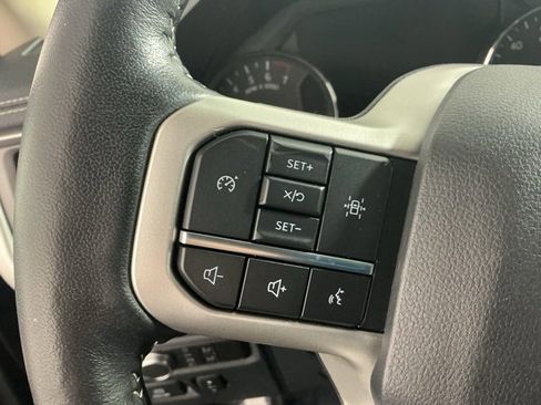 Used 2022 Ford Expedition XLT image 27