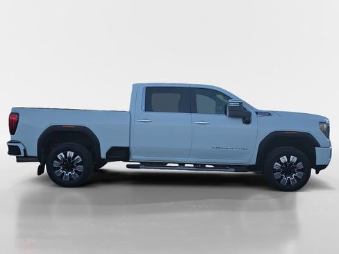 Used 2022 GMC Sierra 2500 Denali AWD/4WD image 6
