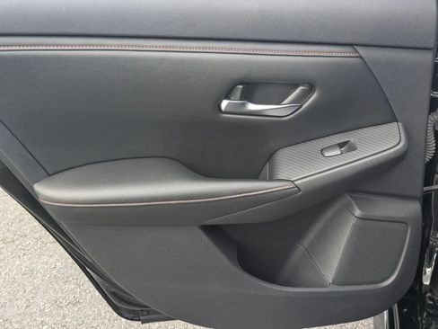 Used 2023 Nissan Sentra SR FWD image 18