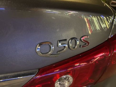 Used 2015 INFINITI Q50 Sport w/ Navigation Package image 11