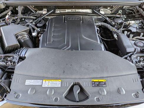 New 2025 Audi Q5 Premium Plus image 9