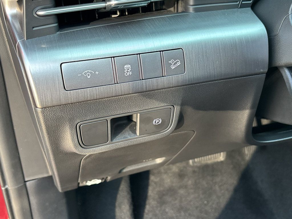 Used 2026 Hyundai Kona SEL Sport FWD image 19