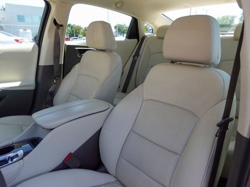 Used 2024 Chevrolet Malibu LT FWD image 22