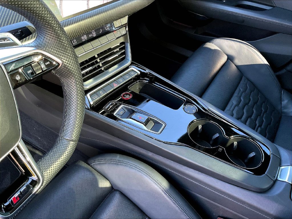 Used 2024 Audi RS e-tron GT w/ Carbon Performance Package AWD/4WD image 19