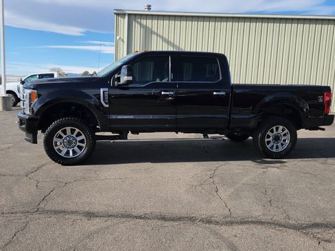 Used 2019 Ford F250 Limited image 4