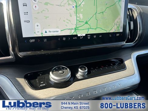 Used 2025 Ford Expedition Max Platinum AWD/4WD image 19