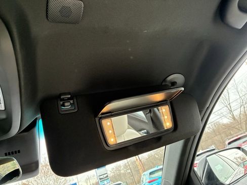 Used 2022 Cadillac CT4 Luxury w/ Sun And Sound Package image 37