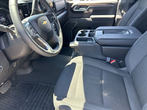 Used 2025 Chevrolet Silverado 1500 LT RWD image 10