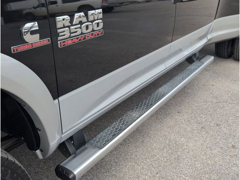 Used 2017 RAM 3500 Laramie image 11