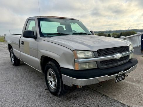 Used 2004 Chevrolet Silverado 1500 W/T image 3