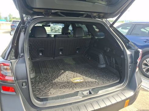 Used 2023 Subaru Outback Wilderness AWD/4WD image 8