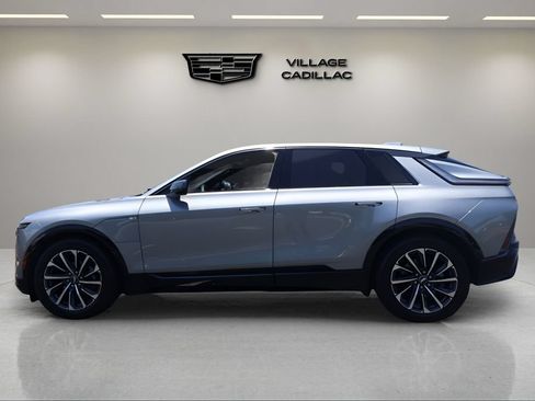 Certified 2024 Cadillac Lyriq Sport RWD image 2