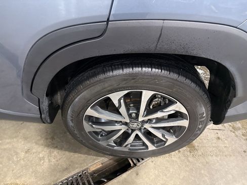 Used 2023 Toyota Corolla Cross XLE image 26