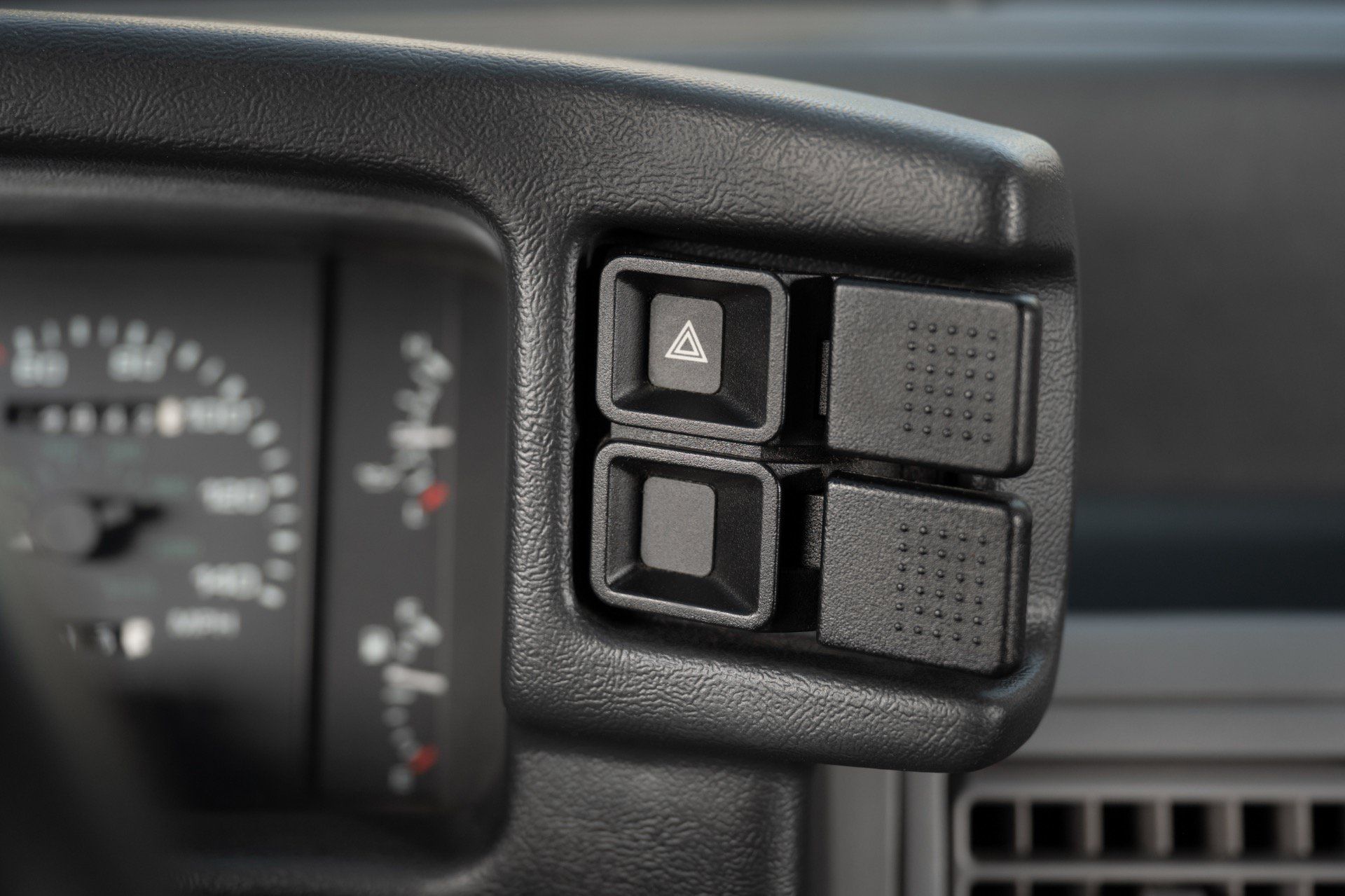 Used 1993 Ford Mustang Cobra RWD image 35