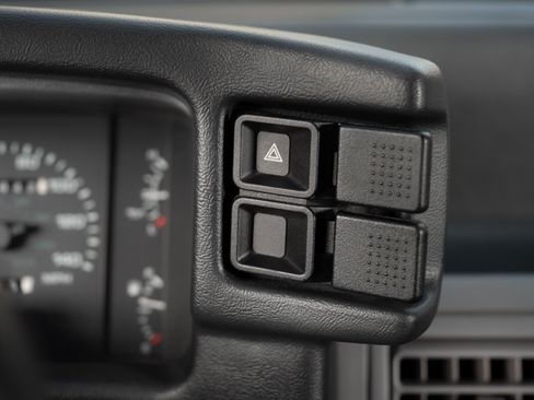 Used 1993 Ford Mustang Cobra RWD image 35