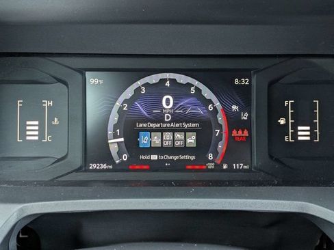 Used 2025 Toyota Tacoma SR AWD/4WD image 27