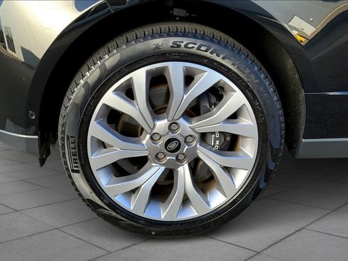 Used 2022 Land Rover Range Rover Westminster Edition image 11