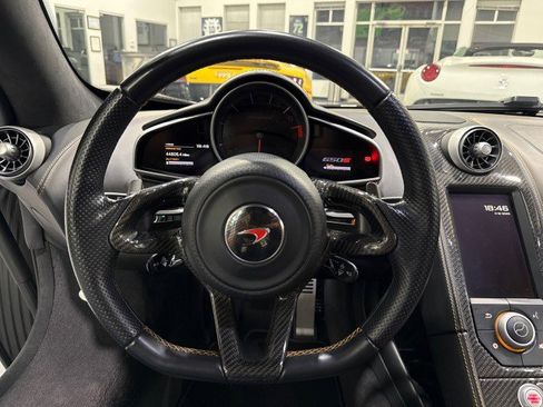 Used 2015 McLaren 650S Coupe image 70