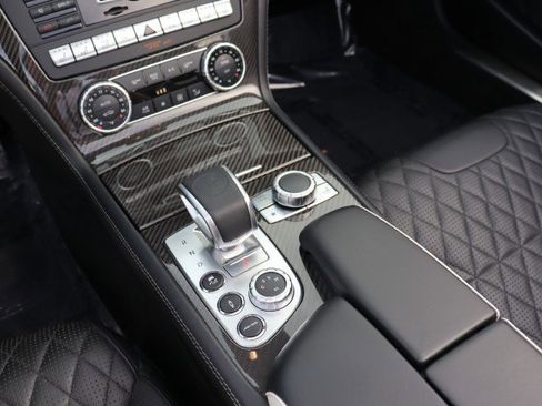 Used 2015 Mercedes-Benz SL 63 AMG image 35